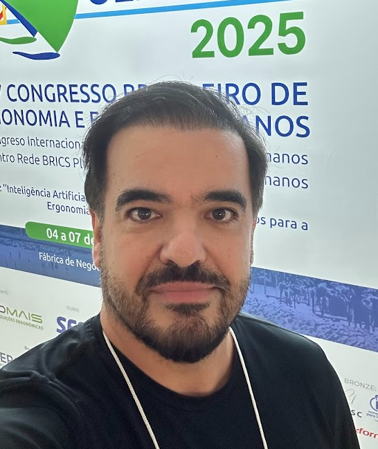 Eduardo Ferro dos Santos